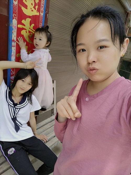 配音圈瓜哪里吃,探寻“哪里吃”背后的精彩故事