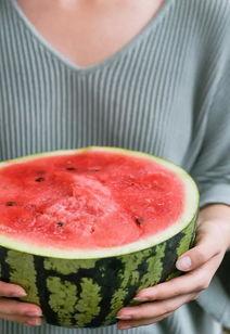 超雄吃瓜,揭秘娱乐圈幕后真相