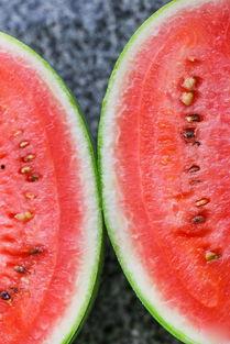 吃西瓜籽放瓜里面,瓜中瓜的秘密之旅