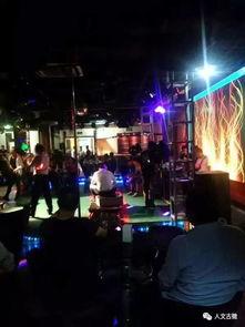 跳舞舞台上吃瓜,揭秘舞台上的美食奇观