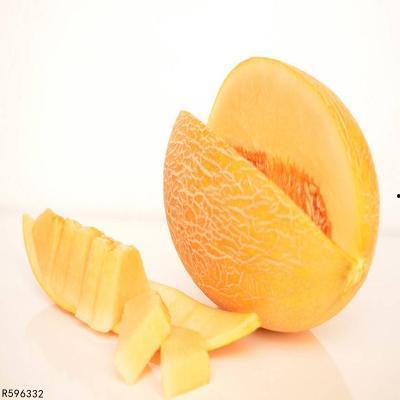 吃哈密瓜吃桃子好吗,哈密瓜与桃子同食的益处与注意事项