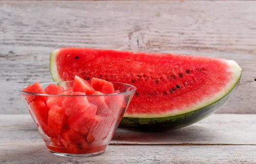 吃瓜小甘雨,揭秘娱乐圈幕后故事